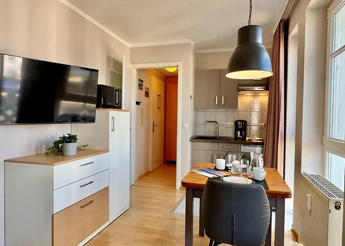 541, Seepark Apartment *